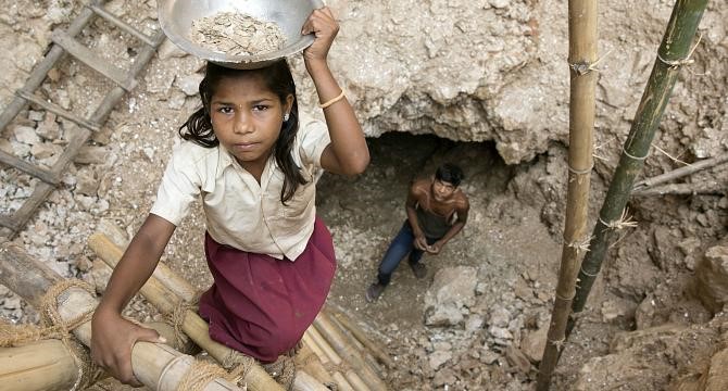 Child Mining Silica